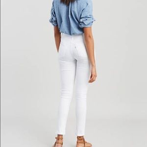 Levi’s White Skinny Jeans